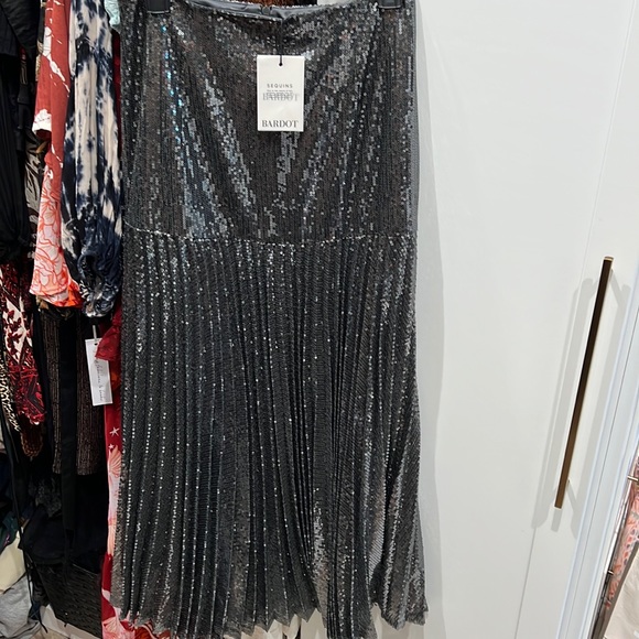 The Cherry skirt in gunmetal